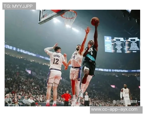 湖人内线失守艾顿海斯缺阵篮板惨败开拓者净负15个