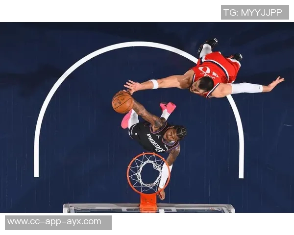 杰伦格林次节腿筋受伤退赛全场表现不佳仅得4分1板1助希望无大碍